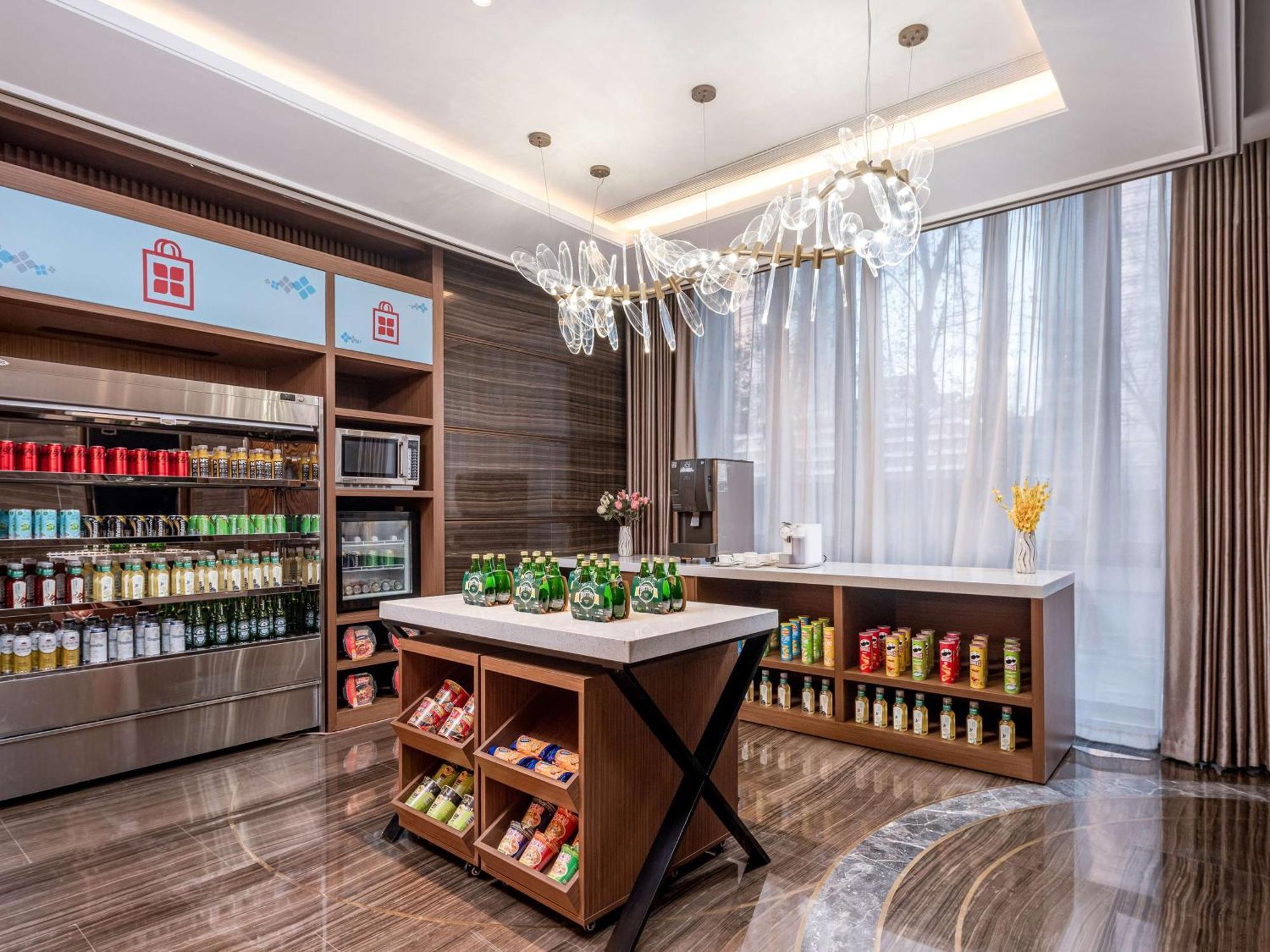 Hilton Garden Inn Beijing Guomao Esterno foto