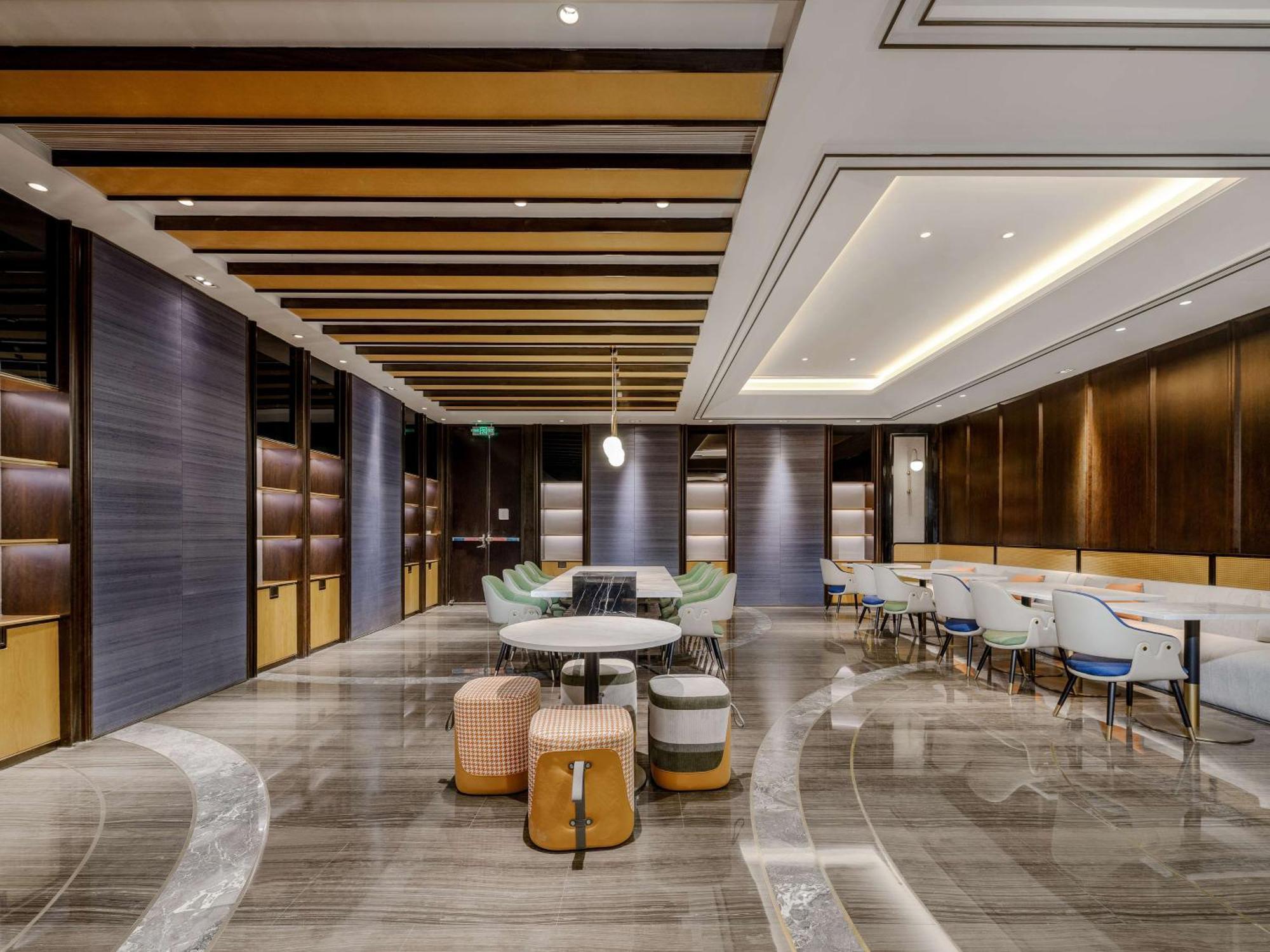 Hilton Garden Inn Beijing Guomao Esterno foto