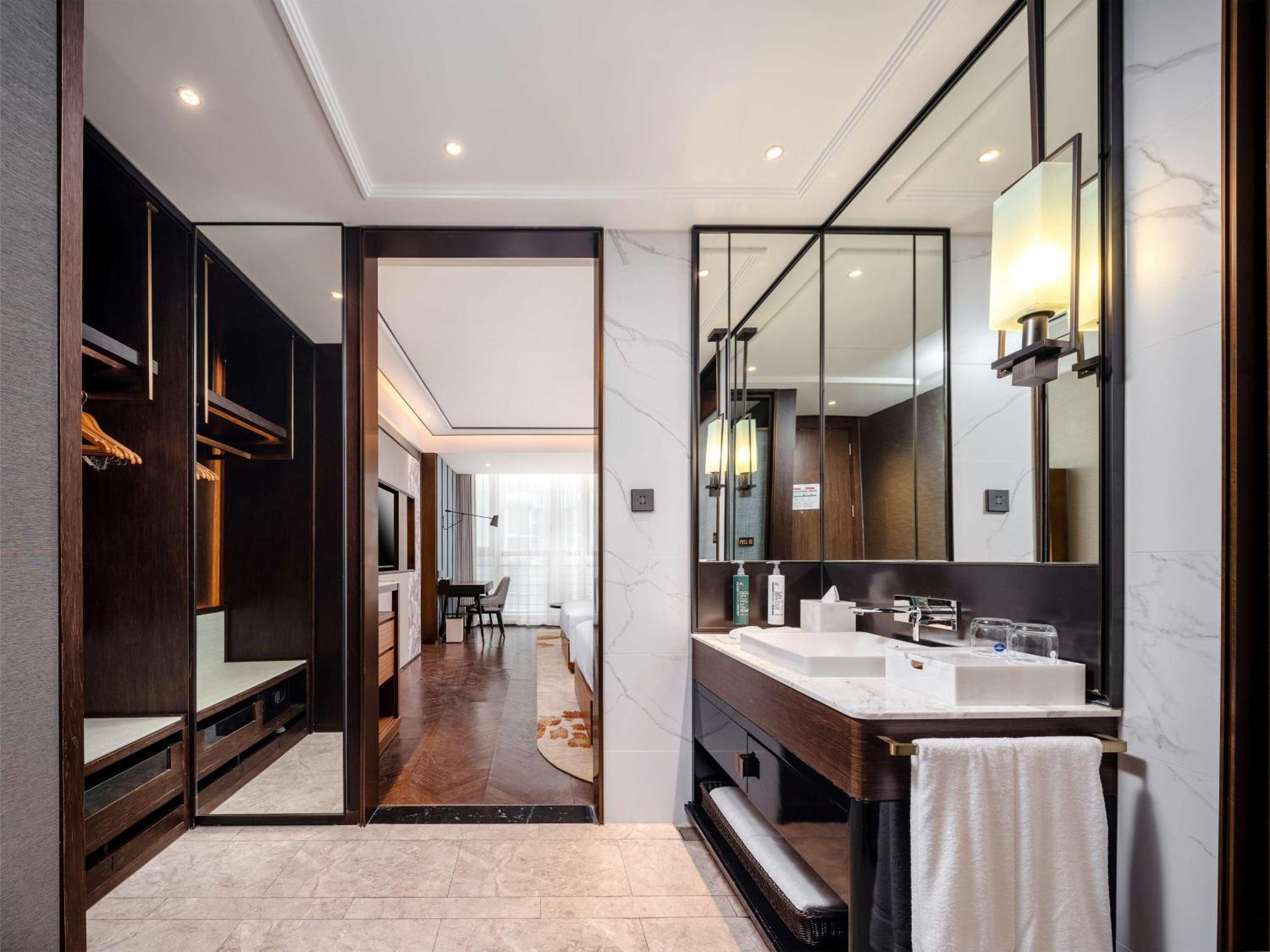 Hilton Garden Inn Beijing Guomao Esterno foto